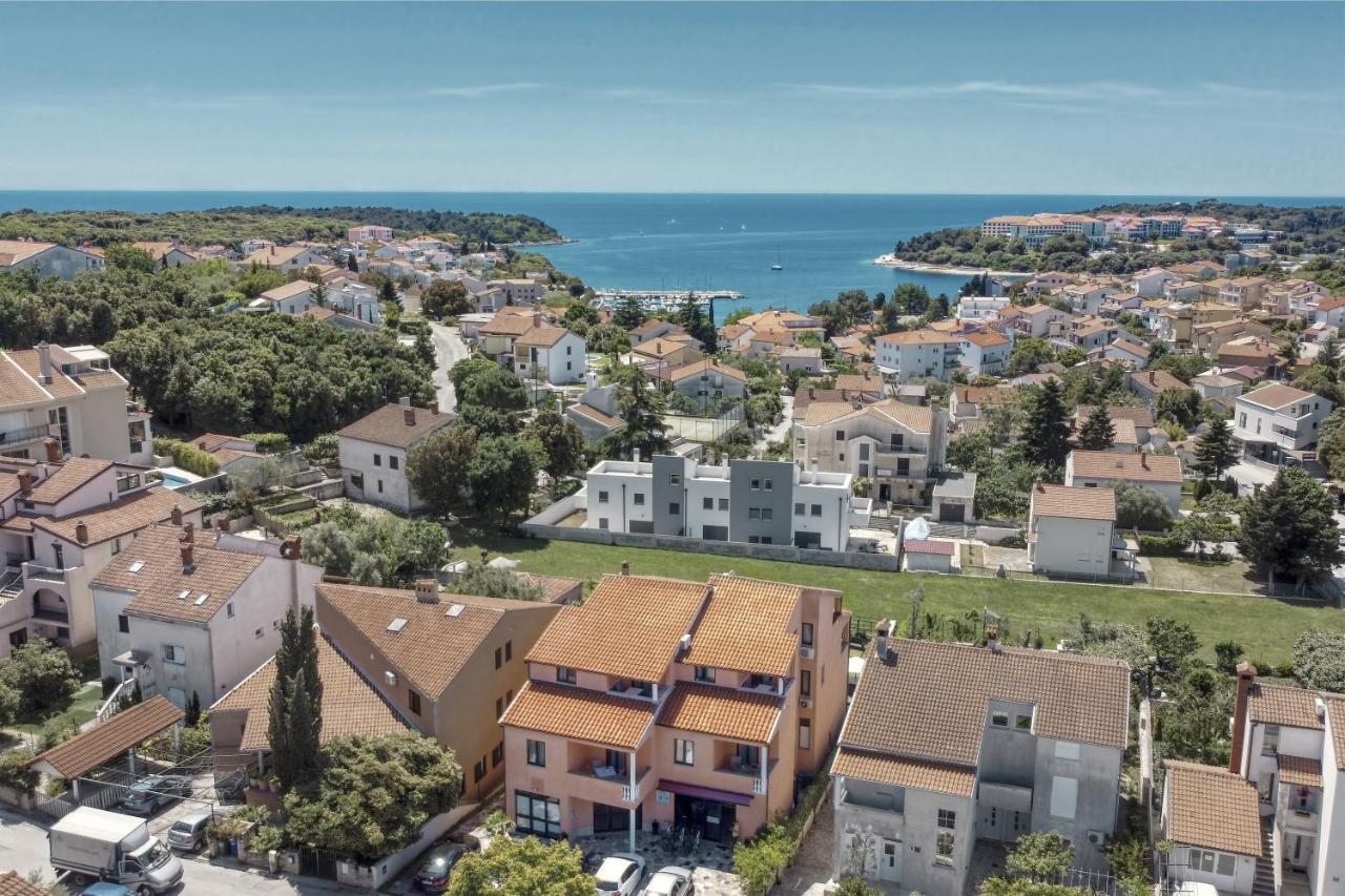 Charming House On The Beach And Deluxe Apartment Póla Szoba fotó